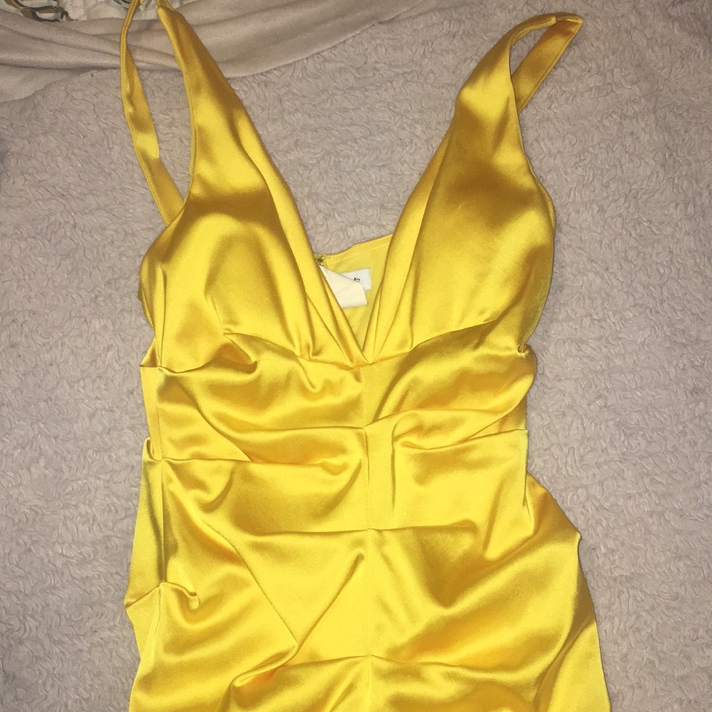 Dress - Picture 3 of 4